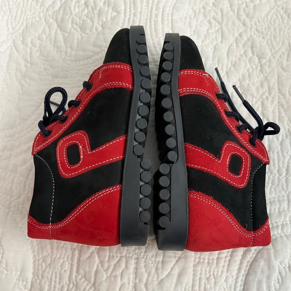 NEVER WORN! Italian Kicket Kids Leather Shoes- Black & Red- Eur size 24 (7.5 US)